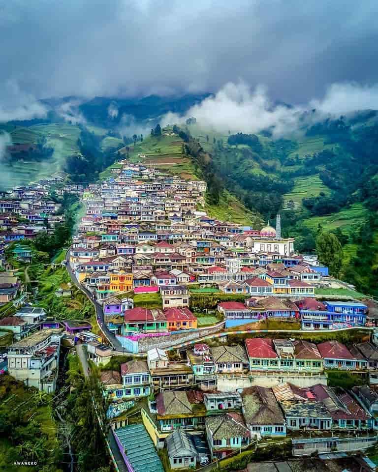 Gambar, Lokasi Harga Tiket Masuk Nepal Van Java Magelang 6