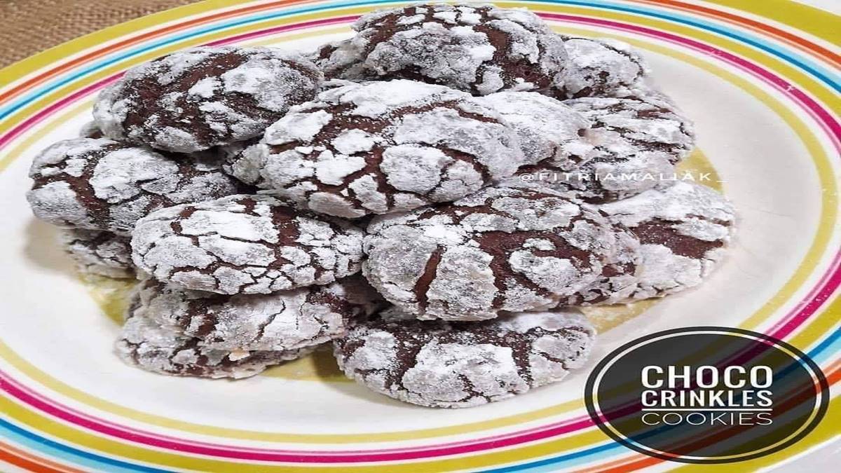 Resep dan cara membuat cemilan cokelat Choco Crinkles Cookies